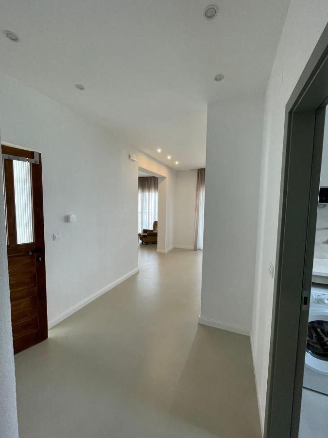 Apartment Capitano สลาทิเน ภายนอก รูปภาพ